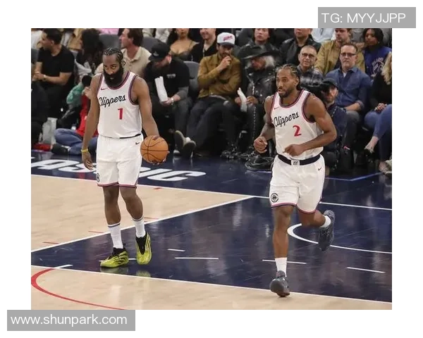 5胜12负！快船促销科林斯，誓为哈登组季后赛阵型，方针18+3分卫